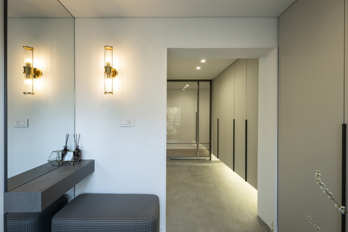 gallery grid image