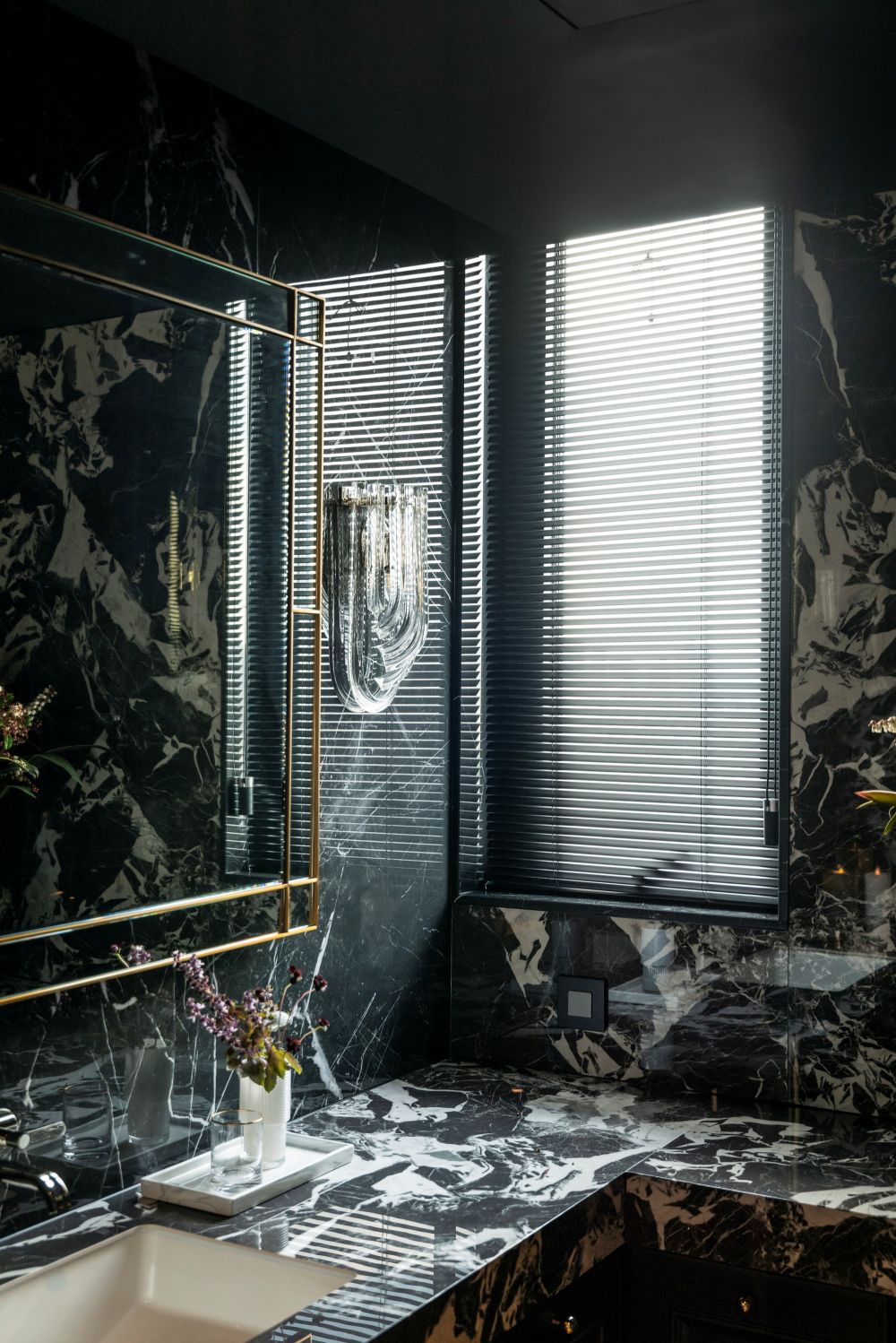gallery grid image
